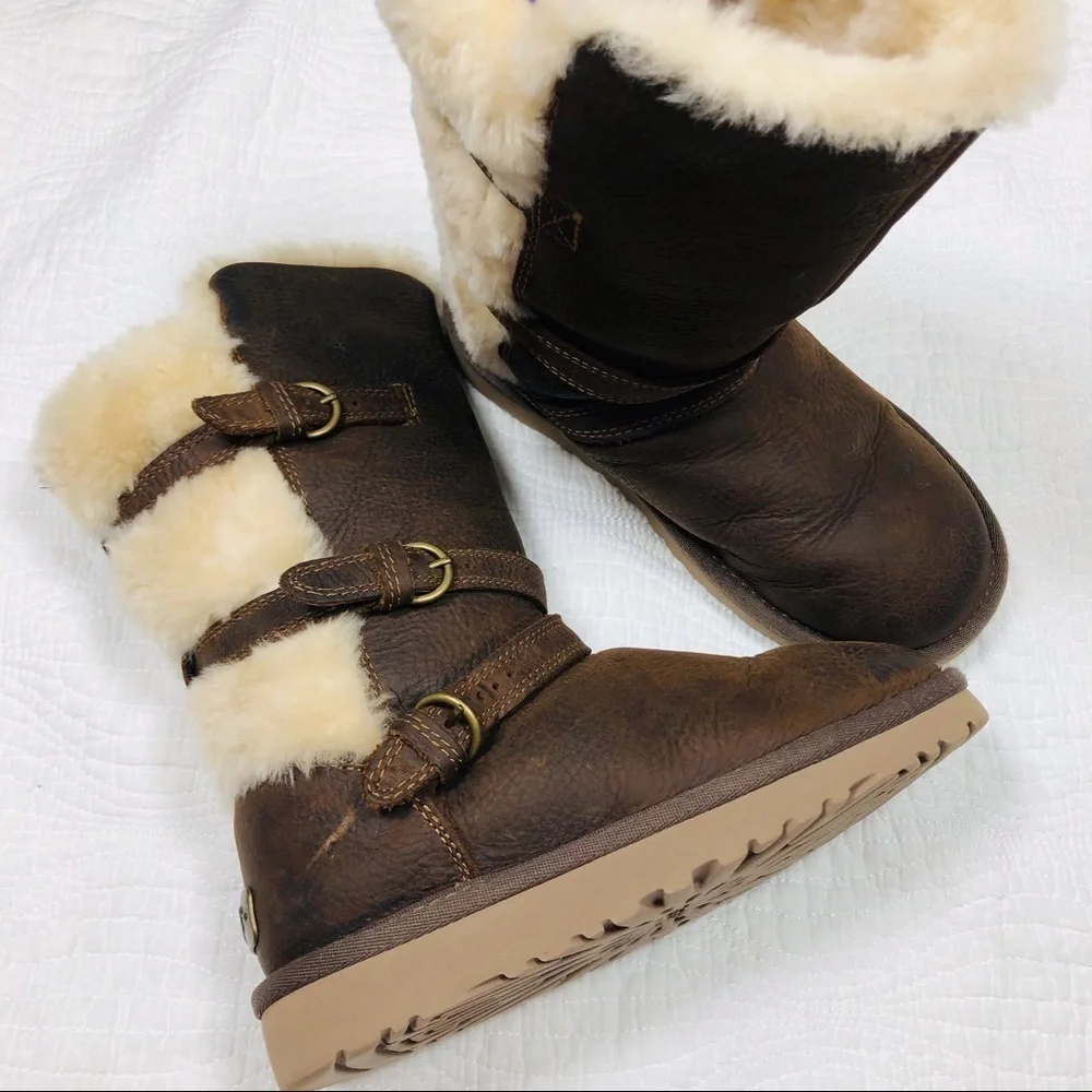 🔥Ugg brown sheepskin tall boots sz1 new no box